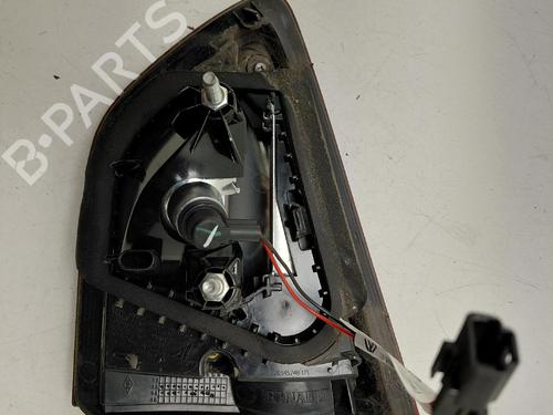 Venstre baglygte bagklap Venstre baglygte bagklap RENAULT CLIO IV Grandtour (KH_) 1.5 dCi 90 (KHN3, KHN4) (90 hp) 39894885 39894885