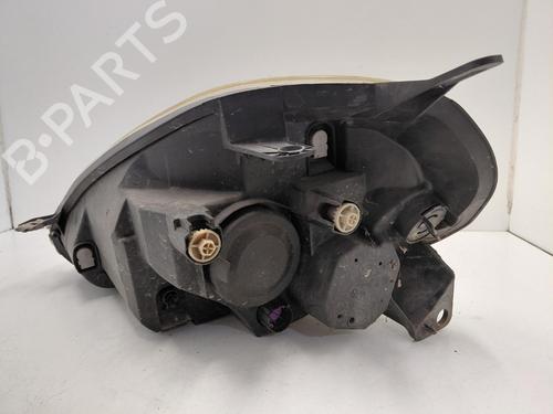 right-headlight-fiat-grande-punto-199_-2005-39257389 main image