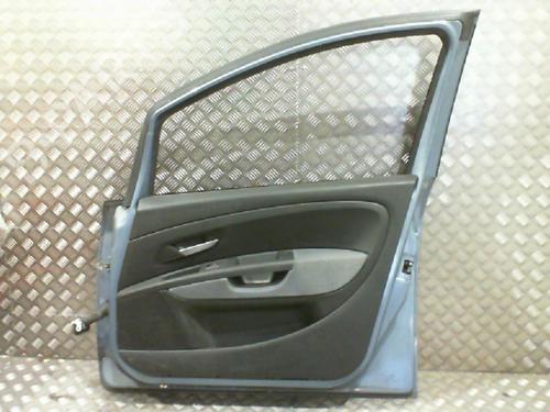 Used Right front door FIAT GRANDE PUNTO (199_) 1.3 D Multijet (75 hp) 24765870