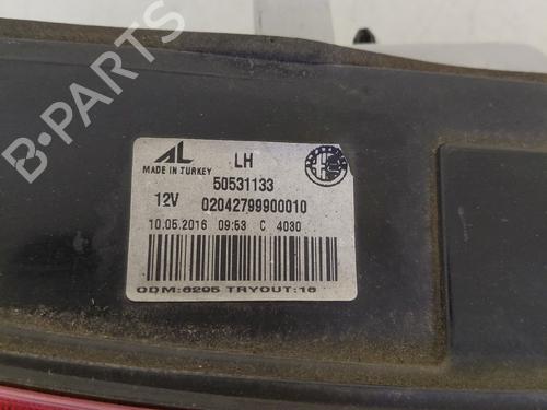 Used Left tailgate light Left tailgate light ALFA ROMEO GIULIETTA (940_) 1.6 JTDM (940FYB11, 940FYB1A, 940FYF11, 940FYF1A) (120 hp) 31605341 31605341