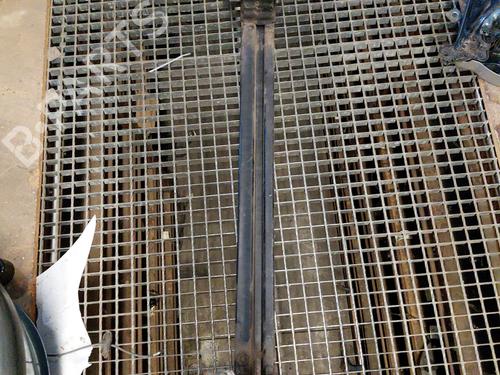 Used Front bumper reinforcement Front bumper reinforcement 30125994 30125994