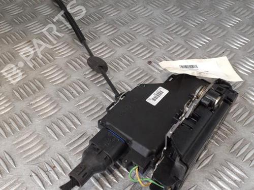 front-left-lock-vw-golf-v-1k1-2003-2004-2005-2006-2007-2008-2009-2010-24742014 main image