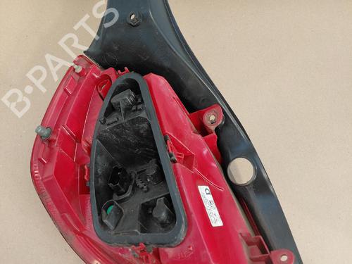 right-taillight-renault-clio-iii-br01-cr01-2005-2006-2007-2008-2009-2010-2011-2012-2013-2014-38493120 main image