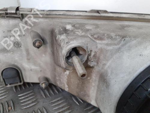 Used Right headlight MITSUBISHI CARISMA (DA_) 1.9 TD (DA4A) (90 hp) 24747273