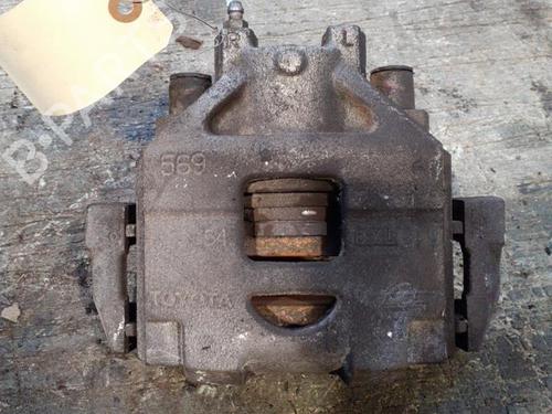 Used Right front brake caliper Right front brake caliper TOYOTA YARIS (_P13_) 1.0 (KSP130) (72 hp) 31211698 31211698