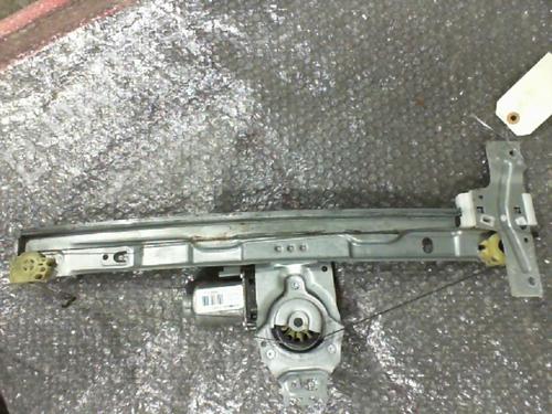 Used Front right window mechanism Front right window mechanism PEUGEOT 207 (WA_, WC_) 1.4 HDi (68 hp) 24746057 24746057