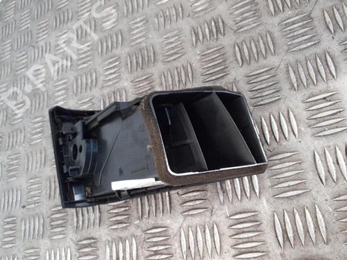 Used Air vent BMW 1 (E81) 118 d (143 hp) 24757446