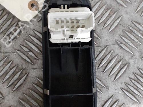 Used Left front window switch Left front window switch RENAULT CLIO III (BR0/1, CR0/1) 1.5 dCi (BR17, CR17) (86 hp) 24767330 24767330
