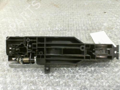 Used Front right exterior door handle Front right exterior door handle 33291017 33291017