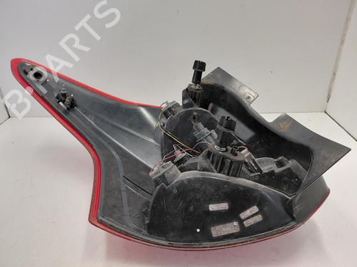 right-taillight-ford-focus-iii-2010-2011-2012-2013-2014-2015-2016-2017-2018-2019-2020-39150631 main image