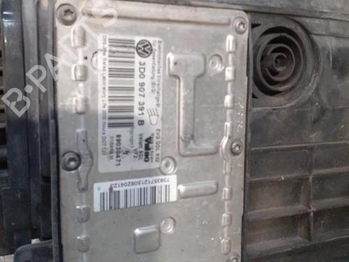 Used Right headlight Right headlight VW PASSAT B6 (3C2) 2.0 TDI (140 hp) 24761739 24761739