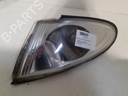 Indicatore anteriore sinistro RENAULT ESPACE III (JE0_) 3.0 V6 24V (JE0G, JE0R) (190 hp) 28333679
