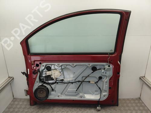 Used Right front door Right front door 32224295 32224295