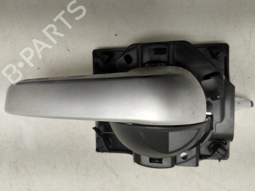 Front left interior door handle FIAT 500X (334_) 2.0 D Multijet 4x4 (334AXB22, 334AXD2B) | BP37471237I13 - Image 2