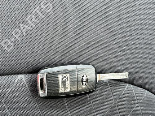 Left tailgate light KIA RIO III (UB) 1.1 CRDi | BP32221920C79 - Image 8