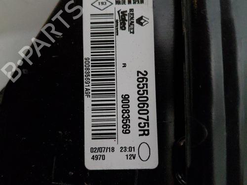 right-tailgate-light-renault-megane-iv-hatchback-b9amn_-2015-27856188 main image