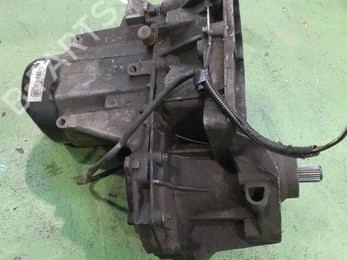 Used Gearbox Gearbox RENAULT TWINGO II (CN0_) 1.2 (CN0D) (58 hp) 24744778 24744778