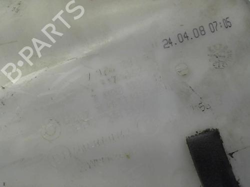 Used Windscreen washer tank BMW 1 (E87) 118 d (143 hp) 24739690