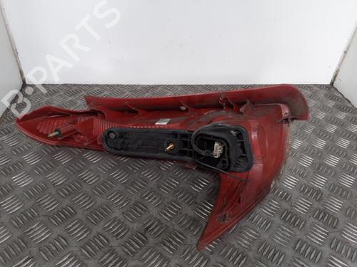 right-taillight-peugeot-206-sw-2ek-2002-24767463 main image