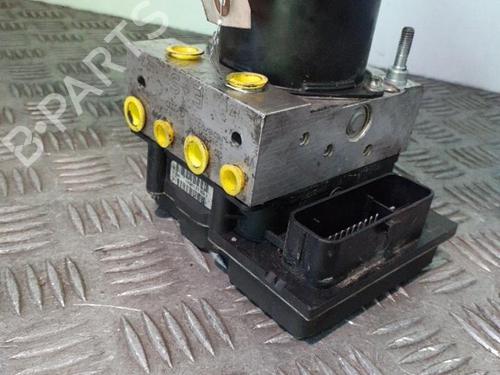 Used ABS pump VW POLO V (6R1, 6C1) 1.4 (6R1) (85 hp) 24746953