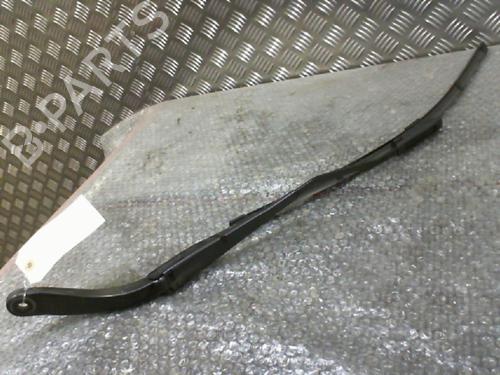 Used Front windshield wiper arm DACIA SANDERO II [2012-2025]  24766118