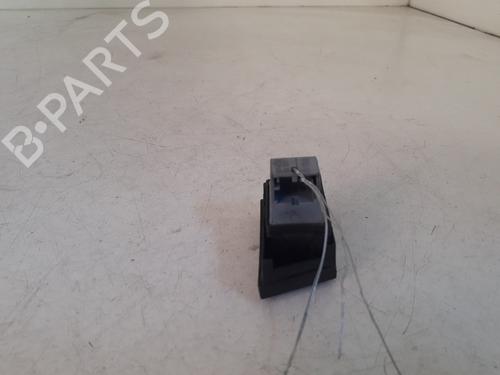 Used Right front window switch Right front window switch SEAT IBIZA III (6L1) 1.4 16V (75 hp) 24829990 24829990