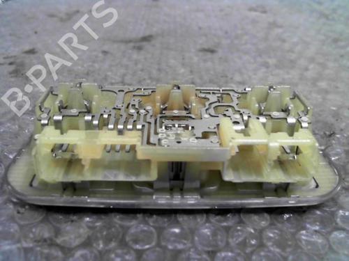 Luz interior Luz interior CITROËN C3 I (FC_, FN_) 1.4 HDi (68 hp) 24743905 24743905