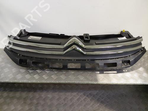 Grill CITROËN C3 III (SX) 1.2 PureTech 82 (83 hp) 30679530