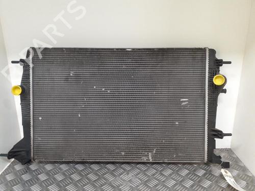 Used Water radiator Water radiator 24749968 24749968