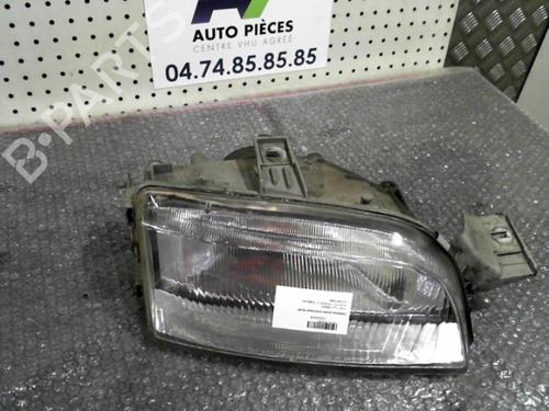 Used Right headlight FIAT PUNTO (176_) 60 1.2 (176AP, 176AR, 176AQ, 176BB) (60 hp) 24744155