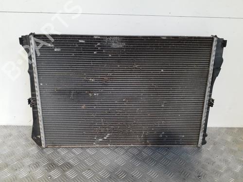 Used Water radiator Water radiator MERCEDES-BENZ C-CLASS (W205) C 220 BlueTEC / d (205.002, 205.004) (170 hp) 24764442 24764442