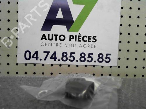 Used Right front window switch Right front window switch RENAULT CLIO II (BB_, CB_) 1.9 D (B/CB0J) (65 hp) 24763702 24763702