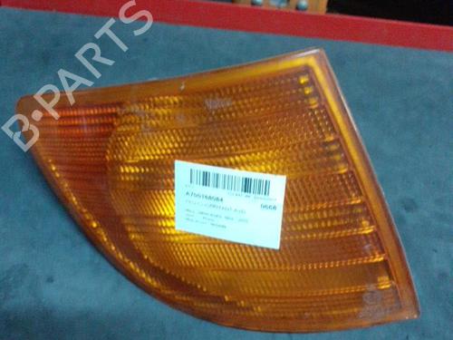 Used Right front indicator MERCEDES-BENZ VITO Van (W638) [1997-2003]  24769290