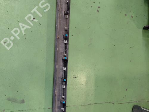 Used Right sideskirt Right sideskirt PEUGEOT 4008 1.8 HDi AWC (150 hp) 33634064 33634064