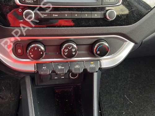 Left tailgate light KIA RIO III (UB) 1.1 CRDi | BP32221920C79 - Image 16