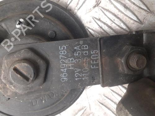 Used Horn CHEVROLET MATIZ (M200, M250) 1.0 (65 hp) 24739596