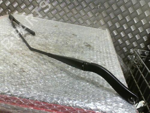 Used Front windshield wiper arm RENAULT TRAFIC III Van (FG_) 1.6 dCi 95 (FGMJ, FGMR) (95 hp) 24755095