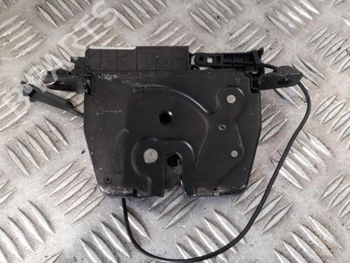 Used Tailgate lock Tailgate lock BMW X1 (E84) sDrive 20 d (163 hp) 24742088 24742088