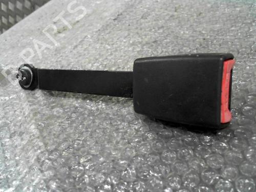 Used Seat buckle RENAULT CLIO III (BR0/1, CR0/1) 1.5 dCi (C/BR0G, C/BR1G) (68 hp) 24743147