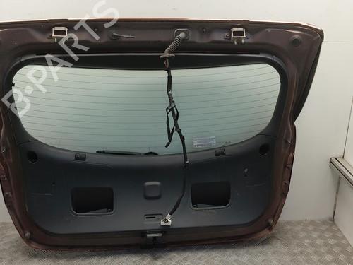 tailgate-hyundai-i30-gd-2011-31855443 main image
