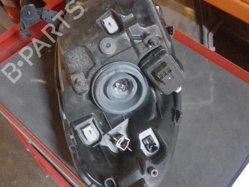 Right headlight NISSAN MICRA III (K12) 1.2 16V | BP24768961C29 