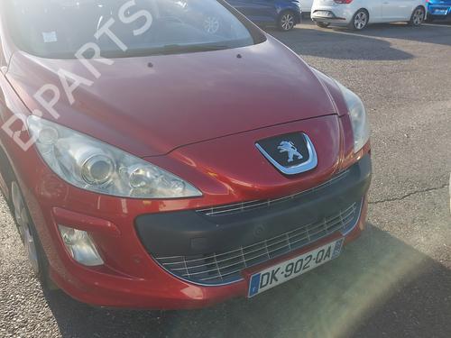 Gebruikte PEUGEOT 308 I (4A_, 4C_) 2.0 HDi (136 hp) 4427837 Onderdelen