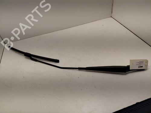 front-windshield-wiper-arm-skoda-karoq-nu7-nd7-2017-32655745 main image