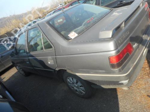 Used Parts PEUGEOT 405 II (4B) 1.9 D 2408064