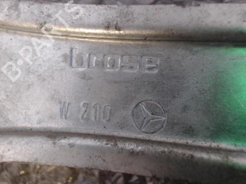 Used Front right window mechanism Front right window mechanism MERCEDES-BENZ E-CLASS T-Model (S210) E 320 T CDI (210.226) (197 hp) 24745101 24745101