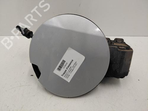 fuel-flap-renault-scenic-iii-jz01_-2008-2009-2010-2011-2012-2013-2014-2015-2016-38642697 main image