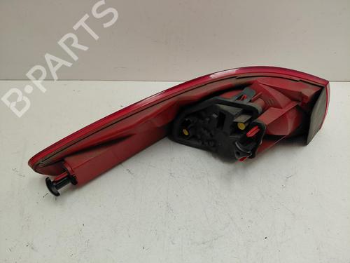 Used Right taillight Right taillight 37817701 37817701