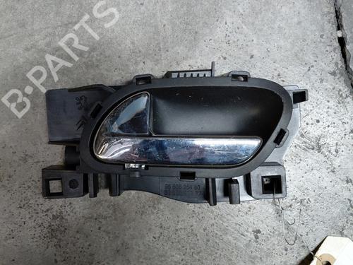 Used Front left interior door handle Front left interior door handle 24748154 24748154