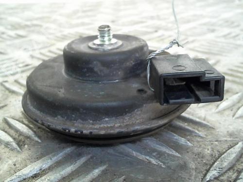 Used Horn Horn SUZUKI SWIFT III (MZ, EZ) 1.3 DDiS (RS413D) (69 hp) 24759524 24759524