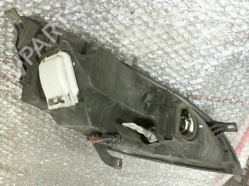 Venstre forlygte MITSUBISHI COLT VI (Z3_A, Z2_A) 1.5 DI-D (Z39A) (95 hp) 24755205